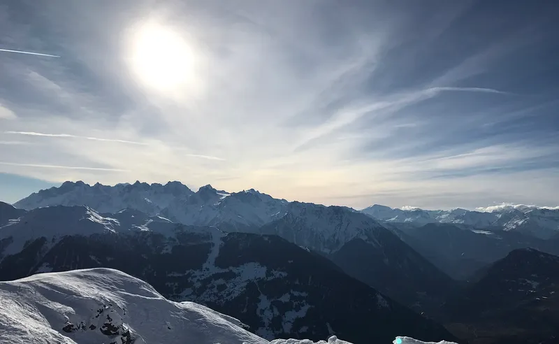 Panorama hivernal au-dessus de Verbier